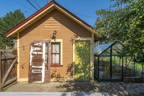 Exterior - 1730 W 12th Ave, Spokane, WA 99204 photo 10 of 12