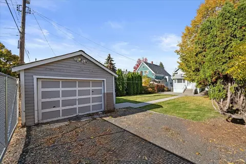Exterior - 416 Ermina Ave, Spokane, WA 99207 photo 9 of 9