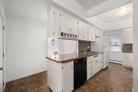 Kitchen - 416 Ermina Ave, Spokane, WA 99207 photo 5 of 5