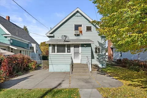 Exterior - 416 Ermina Ave, Spokane, WA 99207 photo 5 of 9