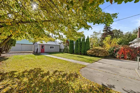 Exterior - 416 Ermina Ave, Spokane, WA 99207 photo 4 of 9