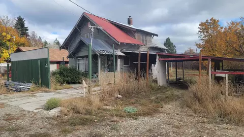 216 Calispel Ave, Cusick, WA 99119