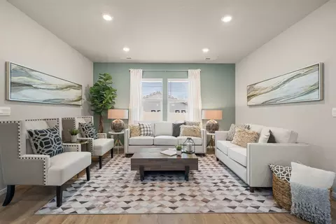 Living - 3214 E Chatham Ave, Mead, WA 99021 photo 2 of 3