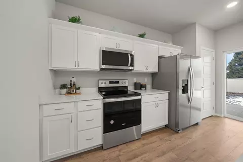 Kitchen - 3214 E Chatham Ave, Mead, WA 99021 photo 5 of 5