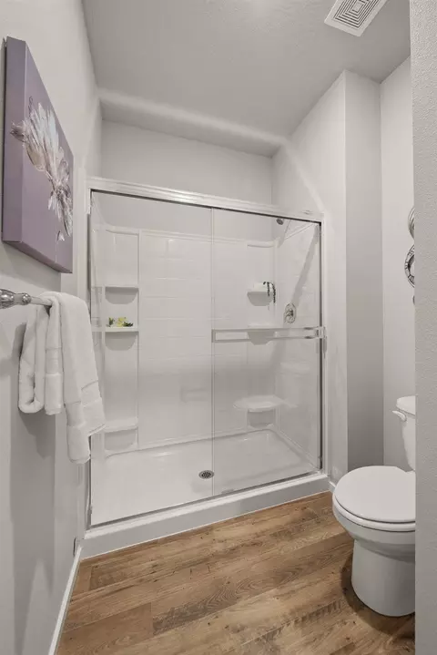 Bath - 3214 E Chatham Ave, Mead, WA 99021 photo 1 of 2