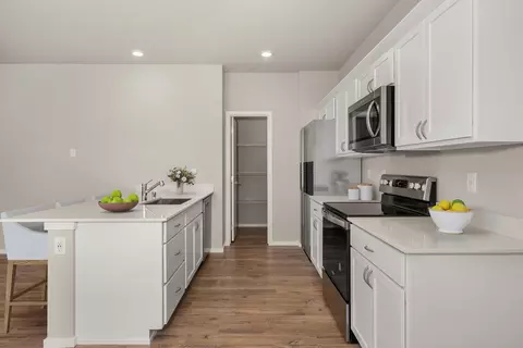 Kitchen - 3208 E Chatham Ave, Mead, WA 99021 photo 3 of 3