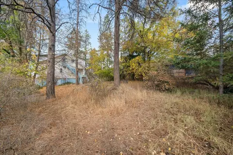 Exterior - 310 E 19th Ave, Spokane, WA 99203 photo 7 of 10