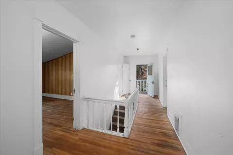 Entry Way - 310 E 19th Ave, Spokane, WA 99203 photo 1 of 1