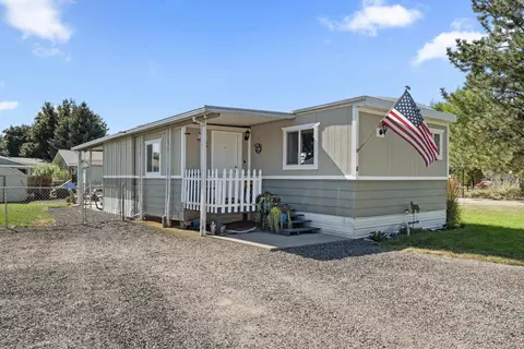 3920 E Center Rd # 5, Mead, WA 99021