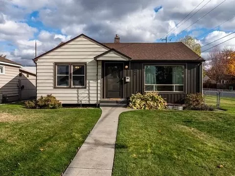 4904 N Cannon St, Spokane, WA 99205