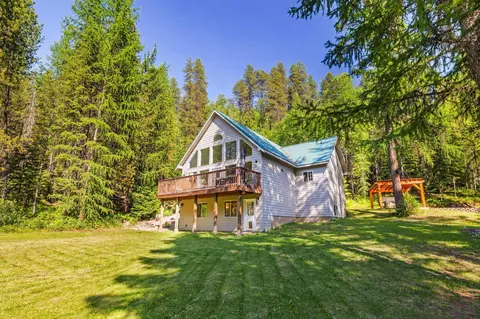 21392 N Leclerc Rd, Cusick, WA 99119 photo 2