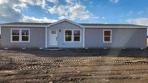 4781 W Enoch Rd, Deer Park, WA 99006