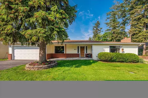 903 N Bessie Rd, Spokane Valley, WA 99212