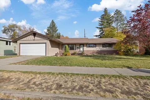 5624 N Fleming St, Spokane, WA 99205