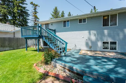 Exterior - 3608 E 36th Ave, Spokane, WA 99223 photo 5 of 7
