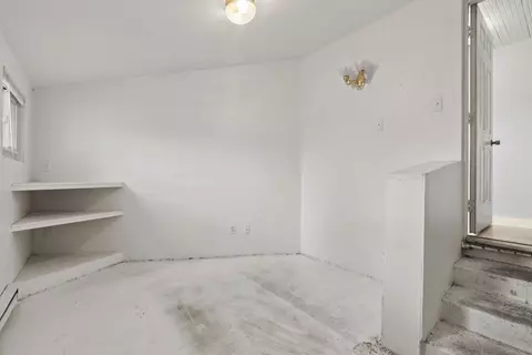 Bedroom - 3318 E Fairview Ave, Spokane, WA 99217 photo 6 of 6