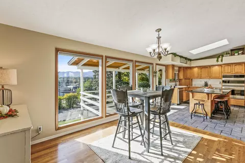Dining - 11422 E 19th Ave, Spokane Valley, WA 99206 photo 1 of 2