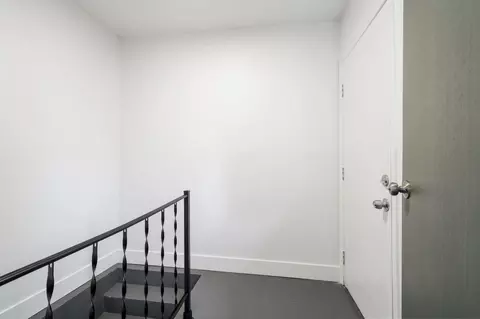 Entry Way - 2318 E Rowan Ave, Spokane, WA 99207 photo 1 of 1
