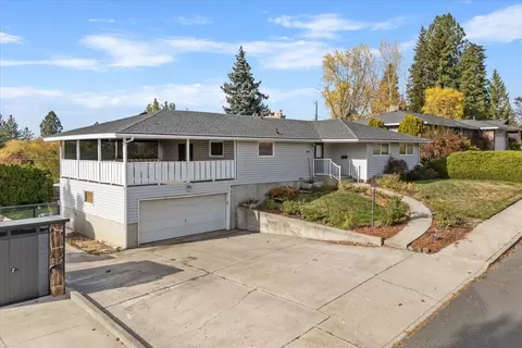 5511 N Drumheller St, Spokane, WA 99205