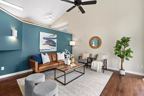 Living - 4022 E 8th Ave, Spokane, WA 99202 photo 1 of 2