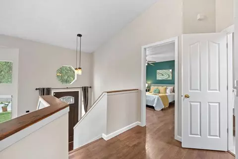 Entry Way - 4022 E 8th Ave, Spokane, WA 99202 photo 1 of 3