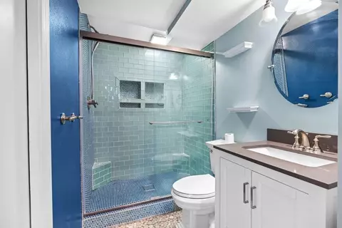 Bath - 4022 E 8th Ave, Spokane, WA 99202 photo 3 of 3