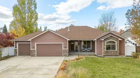 9113 N Twilight Ct, Spokane, WA 99208