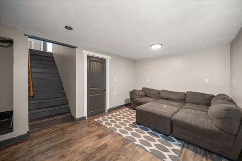 Entry Way - 2418 E Hoffman St, Spokane, WA 99207 photo 1 of 1