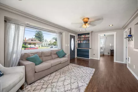 Living - 2418 E Hoffman St, Spokane, WA 99207 photo 2 of 2