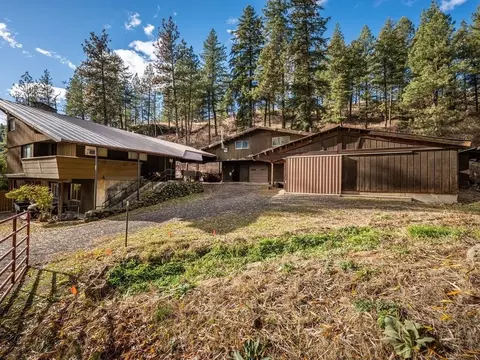 17710 W Coulee Hite Rd, Spokane, WA 99224