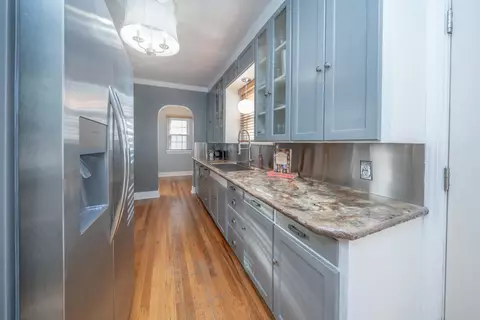 Kitchen - 410 E Hoffman Ave, Spokane, WA 99207 photo 1 of 2