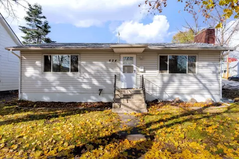 624 2nd St, Cheney, WA 99004