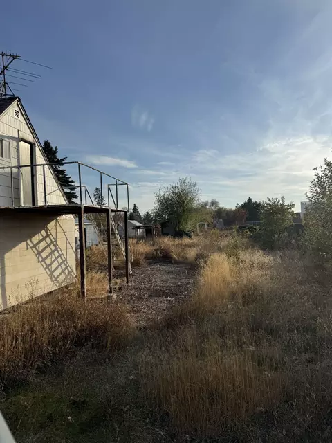 6806 E Montgomery Ave, Spokane, WA 99212 photo 2