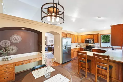 Kitchen - 713 E Huron Dr, Spokane, WA 99208 photo 6 of 6