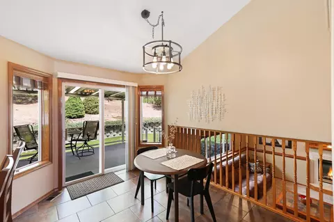 Dining - 713 E Huron Dr, Spokane, WA 99208 photo 2 of 2