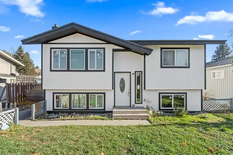 775 S Oak St, Kettle Falls, WA 99141