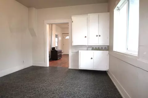 907 E Broad Ave, Spokane, WA 99207 photo 9