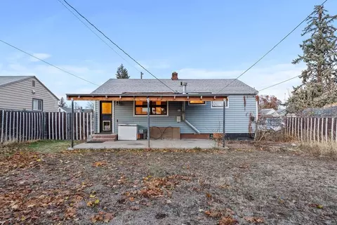 Exterior - 2408 E Wellesley Ave, Spokane, WA 99217 photo 3 of 6