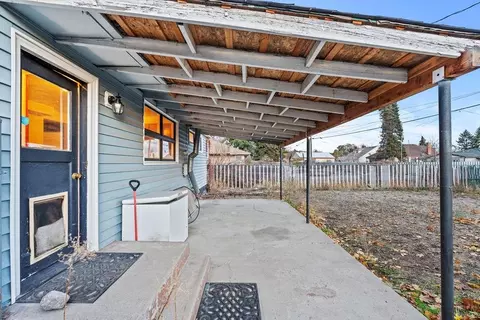 Exterior - 2408 E Wellesley Ave, Spokane, WA 99217 photo 6 of 6