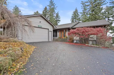 3206 W Connaught Dr, Spokane, WA 99208