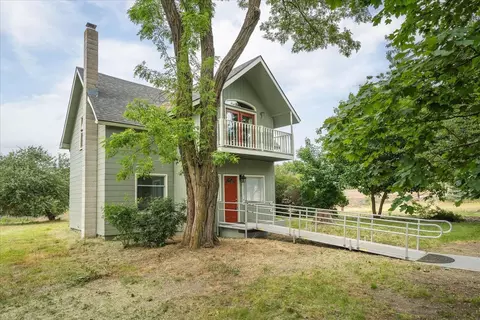 Exterior - 7009 E Weile Ave, Spokane, WA 99217 photo 2 of 9