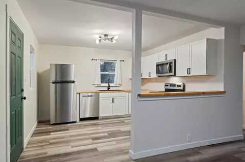 Kitchen - 515 E Sanson Ave, Spokane, WA 99207 photo 1 of 4