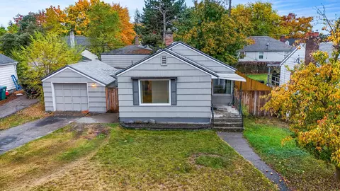 2433 W Walton Ave, Spokane, WA 99205