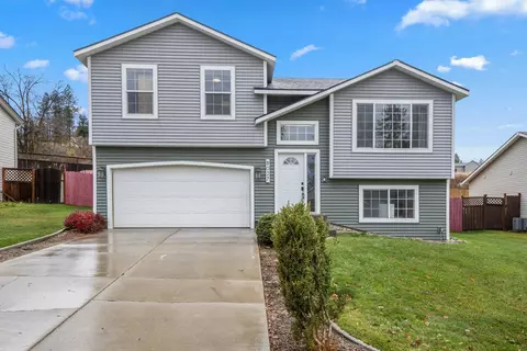 8027 E Woodland Park Dr, Spokane Valley, WA 99212