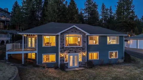 5620 N Vista Grande Dr, Otis Orchards, WA 99027