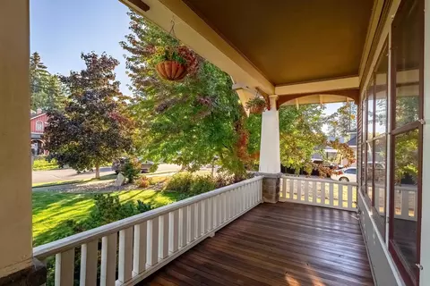 709 E 36th Ave, Spokane, WA 99203 photo 4