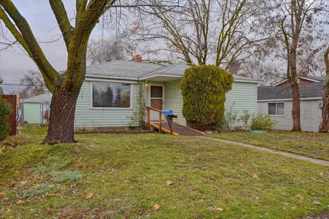 547 E Broad Ave, Spokane, WA 99207