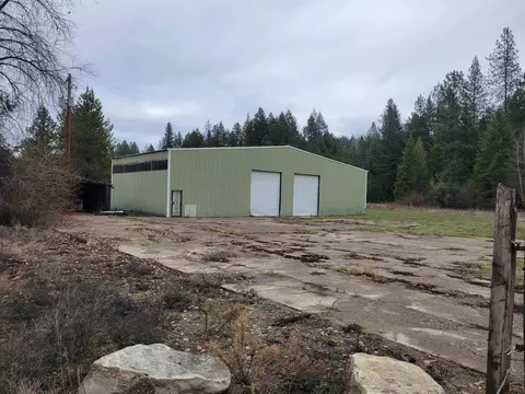 522 Scotia Rd, Newport, WA 99156