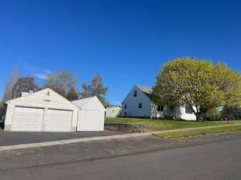 709 Gregor St, Colton, WA 99113