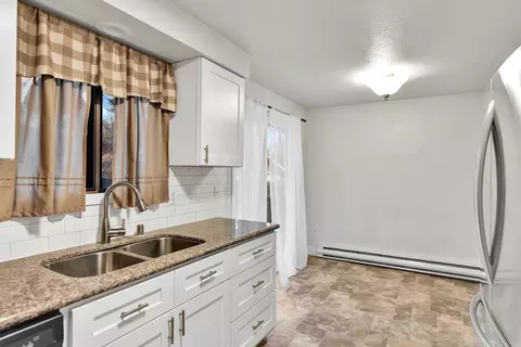 4249 E 34th Ave, Spokane, WA 99223 photo 6